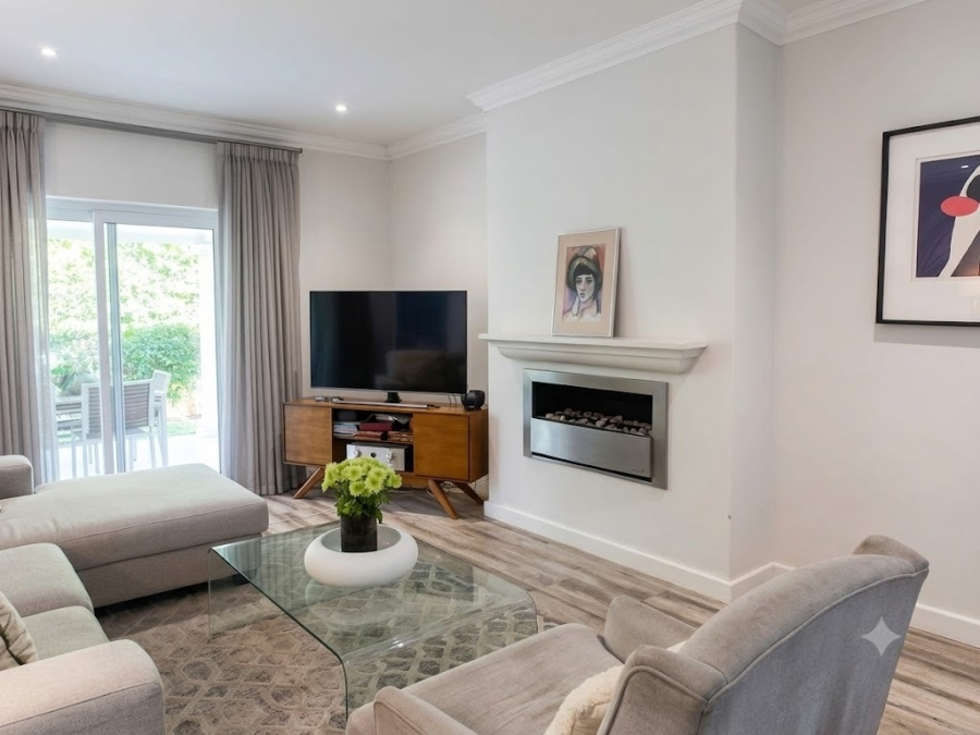 To Let 3 Bedroom Property for Rent in Val De Vie Estate Western Cape